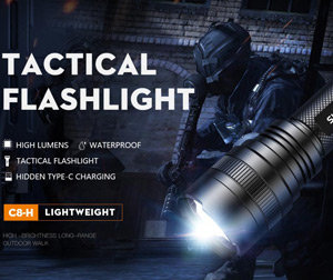 The 5 Best Tactical Flashlights: Comparison and Guide