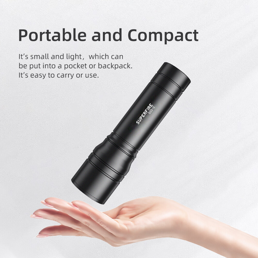 Métal Noir Black SuperFire S33 Mini lampe de poche LED Lampe de Camping Ultra Lumineuse Étanche Batterie intégrée Charge USB 