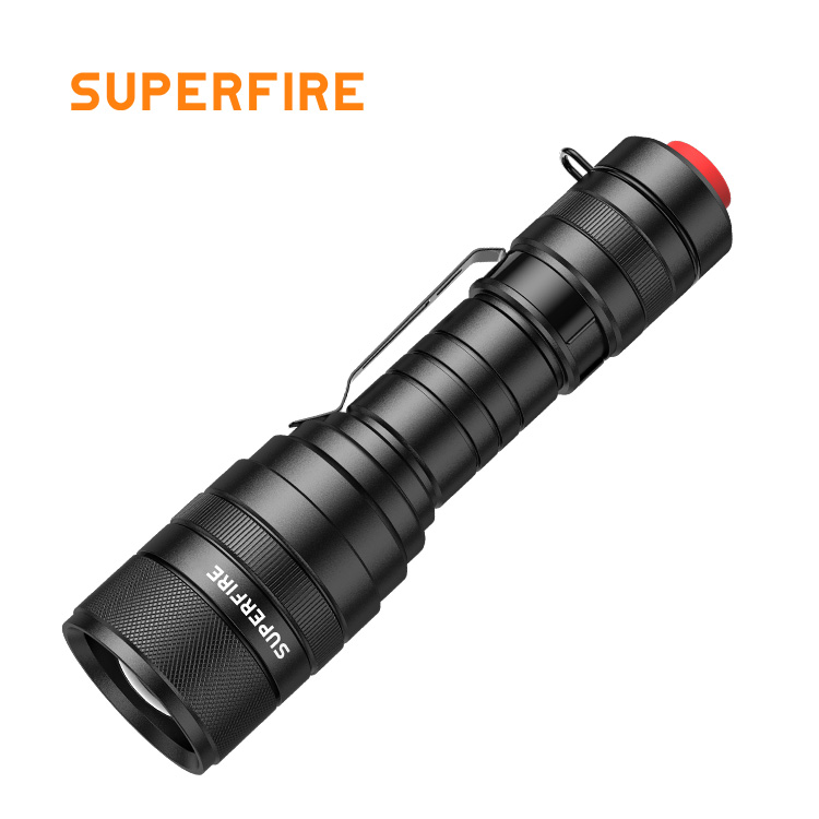 SUPERFIRE F5 1100 Lumen Zoomable Flashlight