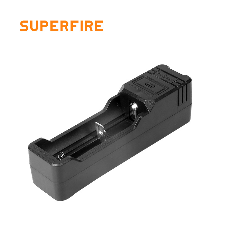 SUPERFIRE AC16 USB Charger For Lithium Battery